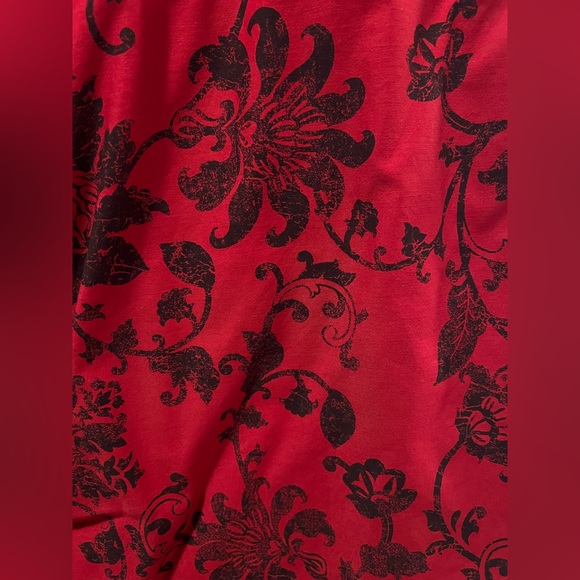 Chicos No-iron Floral Red Button-Up Blouse - Picture 4 of 6